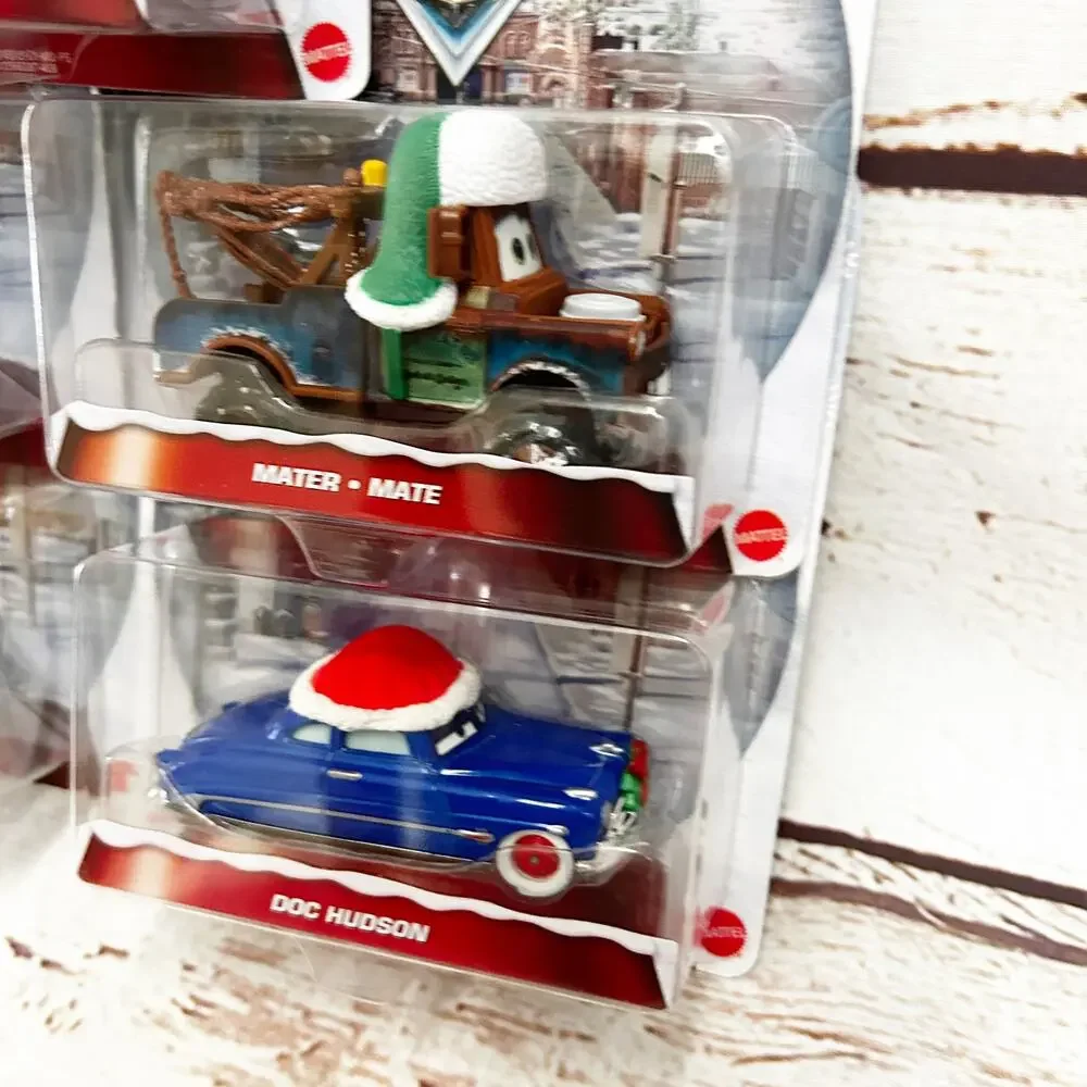 DISNEY Pixar Cars Christmas Holiday Winter Pack Kringle McQueen Doc Sally Mater